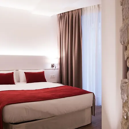 Pompaelo Plaza Del Ayuntamiento & 4* Pamplona