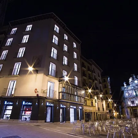 Pompaelo Plaza Del Ayuntamiento & 4* Pamplona