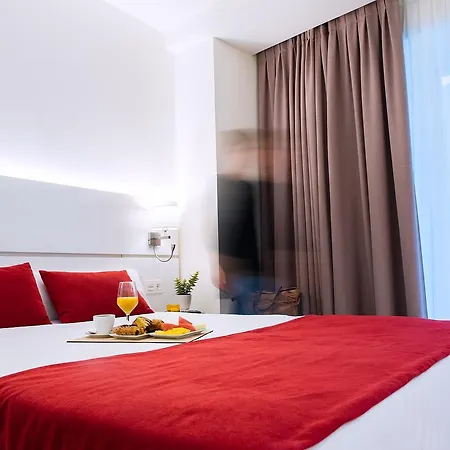 Hotel Pompaelo Plaza Del Ayuntamiento & 4*