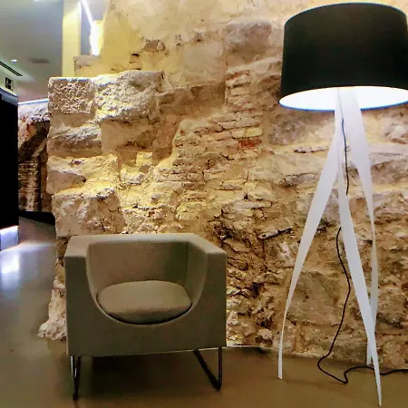 Hotel Pompaelo Plaza Del Ayuntamiento & 4*