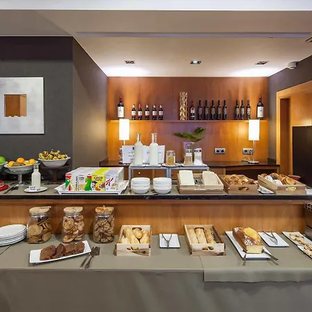 Yoldi Hotel