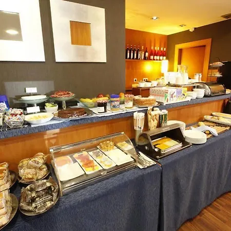 Hotel Yoldi Pamplona