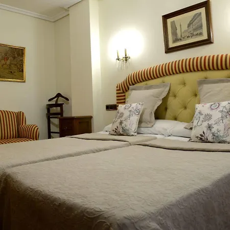 Arriazu Hotel 2*