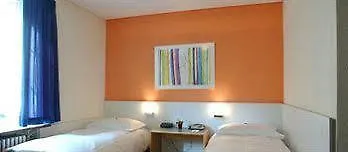 Mendebaldea 3* Pamplona