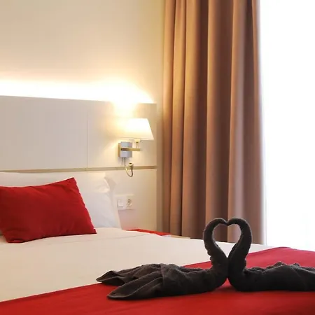 Hotel Pompaelo Plaza Del Ayuntamiento & 4*