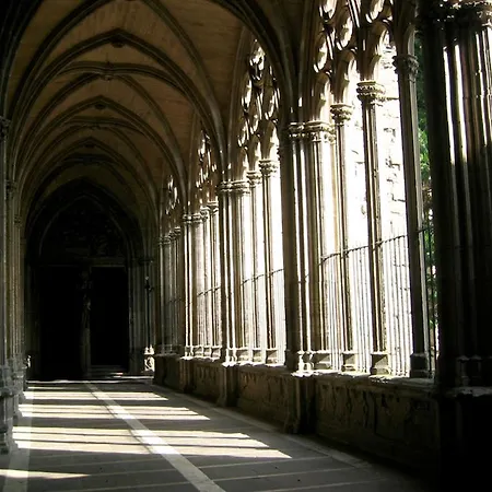 Mendebaldea 3* Pamplona