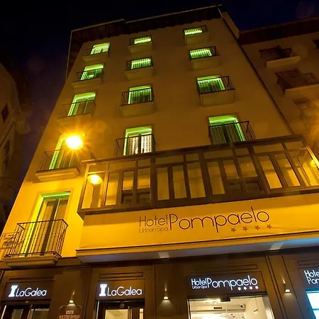 Pompaelo Plaza Del Ayuntamiento & Hotel 4*