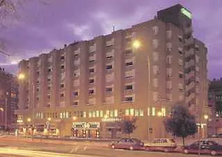 Mendebaldea Apartahotel