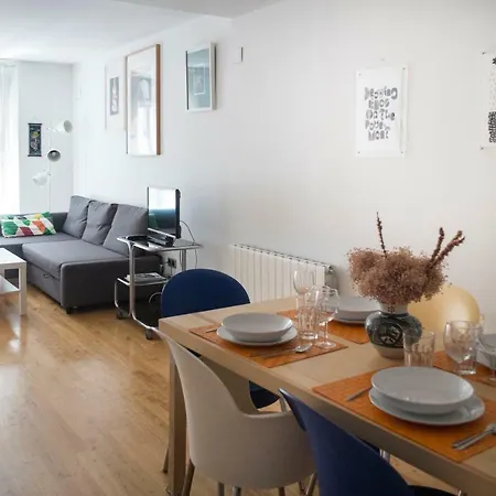 Apartment At Compania 100 M2 2 Wc Pamplona