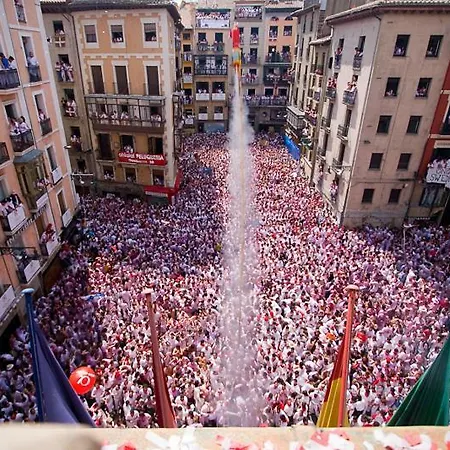 La Taconera Uat01199 * Pamplona