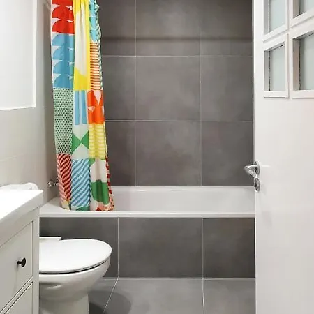 At Compania 100 M2 2 Wc Apartment *