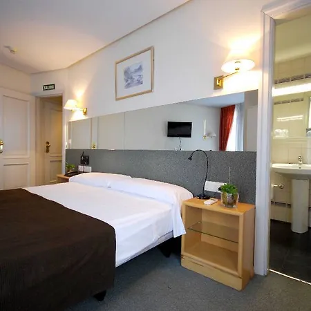 Avenida Hotel