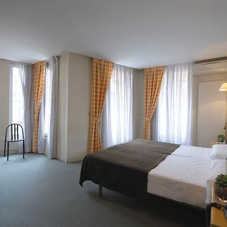 Avenida Hotel Pamplona