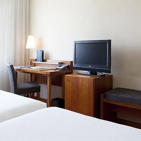 Ac Ciudad De 4* Pamplona