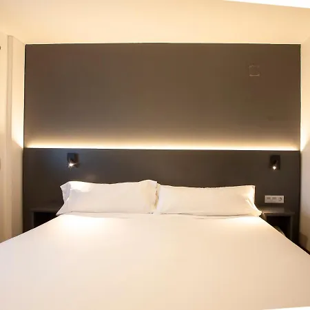 Sancho Ramirez Hotel 3*