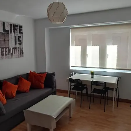 En Zona Centrica Y Tranquila. Apartment Pamplona