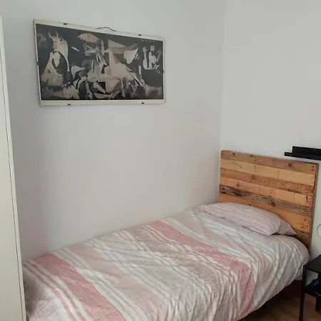 En Zona Centrica Y Tranquila. Apartment Pamplona