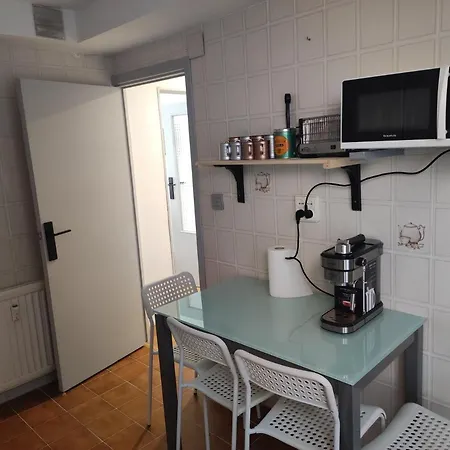 Apartment En Zona Centrica Y Tranquila. Pamplona