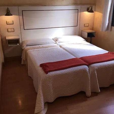 Hotel Castillo De Javier