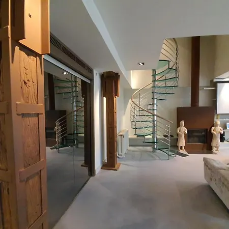 Apartment Lujoso Duplex En La Plaza Del Ayuntamiento Pamplona