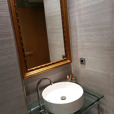 Lujoso Duplex En La Plaza Del Ayuntamiento Pamplona