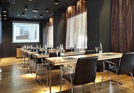 Ac Ciudad De 4*