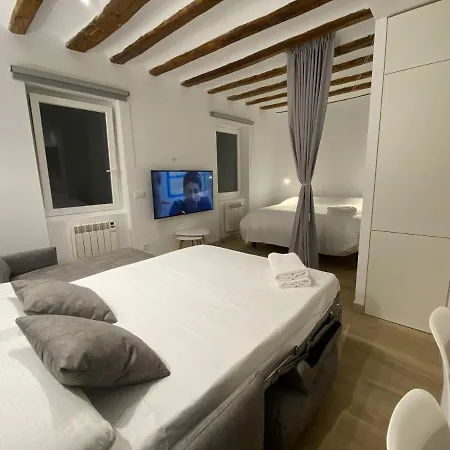 Apartment Tuapartamento Lofts Lindapamplona