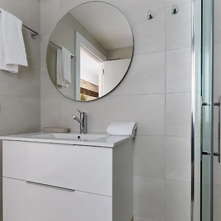 Tuapartamento Boutique - Plaza Del Castillo Apartment *