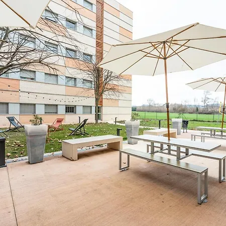 Residencia Universitaria Resa Abedules *