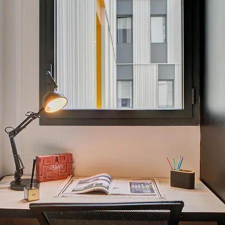 Estudios Y Modernas En Pamplona, Sk Apartment
