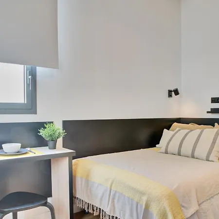 Estudios Y Modernas En Pamplona, Sk