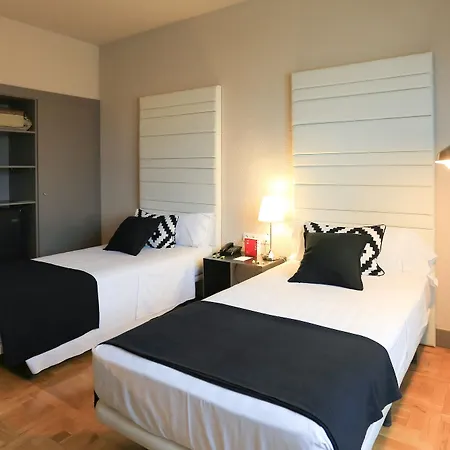 Habitus Leyre 3* Pamplona