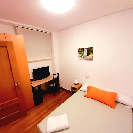 Centrica En Homestay Pamplona