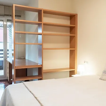 Comodo Y Funcional Apartamento En Iturrama * Pamplona