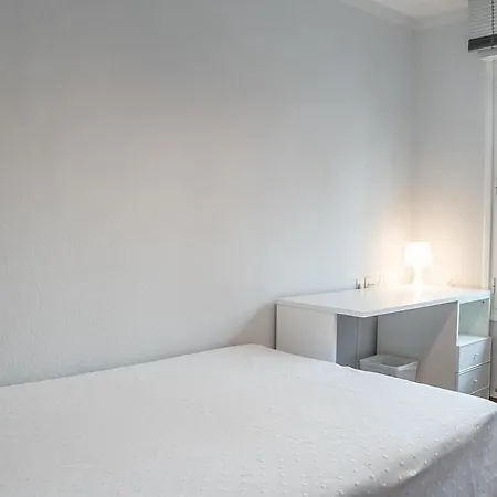 Comodo Y Funcional Apartamento En Iturrama Apartment