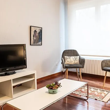 Apartment Comodo Y Funcional Apartamento En Iturrama *