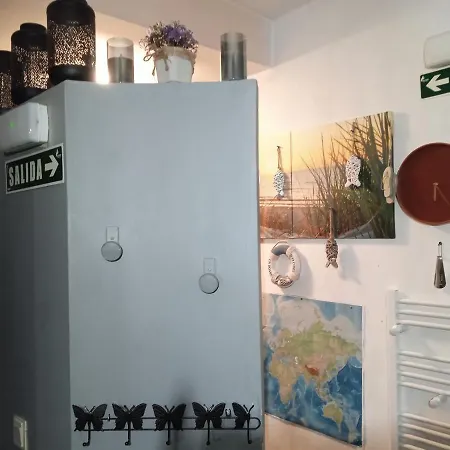Apartment Bajera-loft No Comfortable Con La Verja En La Entrada,,no Lujosa,vieja,sin Reforma, Con Cedula De Habitabilidad Preparada Para Alojamiento No No Hostal No Apartamento El Precio Coincide Con Calidad Y Calificaciones Trato Familiar,como En Tu Cas Pamplona