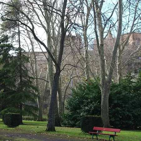 Apartamento Pamplona Apartment Pamplona