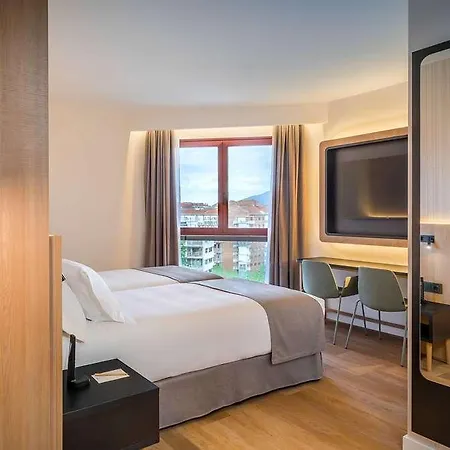 Hotel Occidental *
