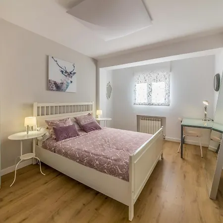 Apartment Con Terraza *