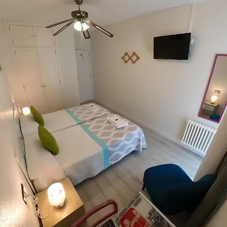 Pamplonabeds Guest house 2*