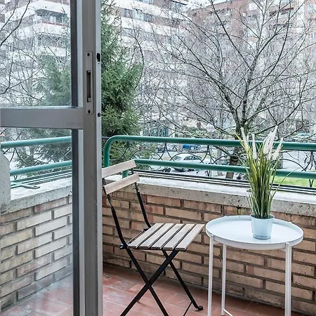 Funcional Y Renovado En Iturrama Pamplona