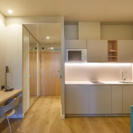 Landaben 2* Pamplona