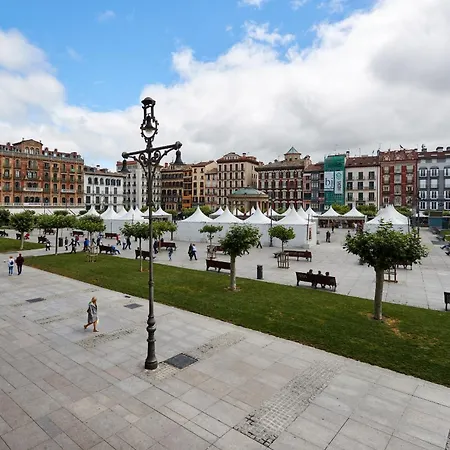 Tuapartamento - Boutique Plaza Del Castillo 29 Apartment *