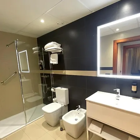 Apartahotel Ah San Fermín Pamplona