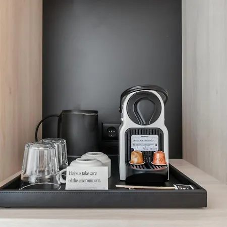 And Coliving Aparthotel *