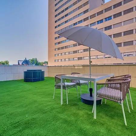 Salesianos By Clabao Apartment Pamplona