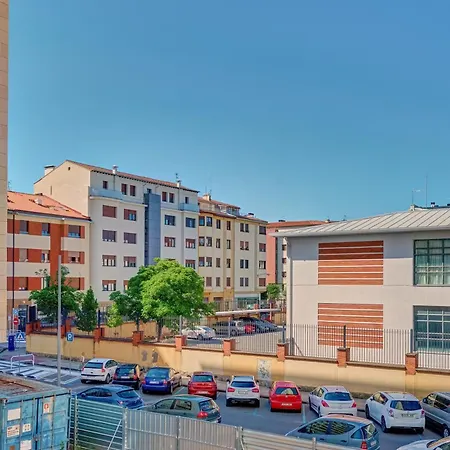 Salesianos By Clabao Apartment Pamplona