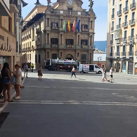 En Pleno Centro De Apartment Pamplona