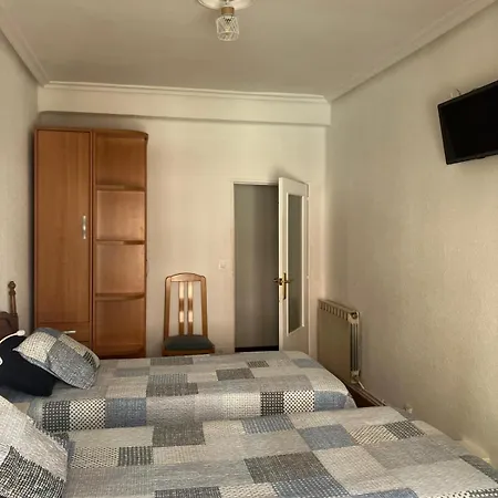 Virgen Del Rio Apartment Pamplona